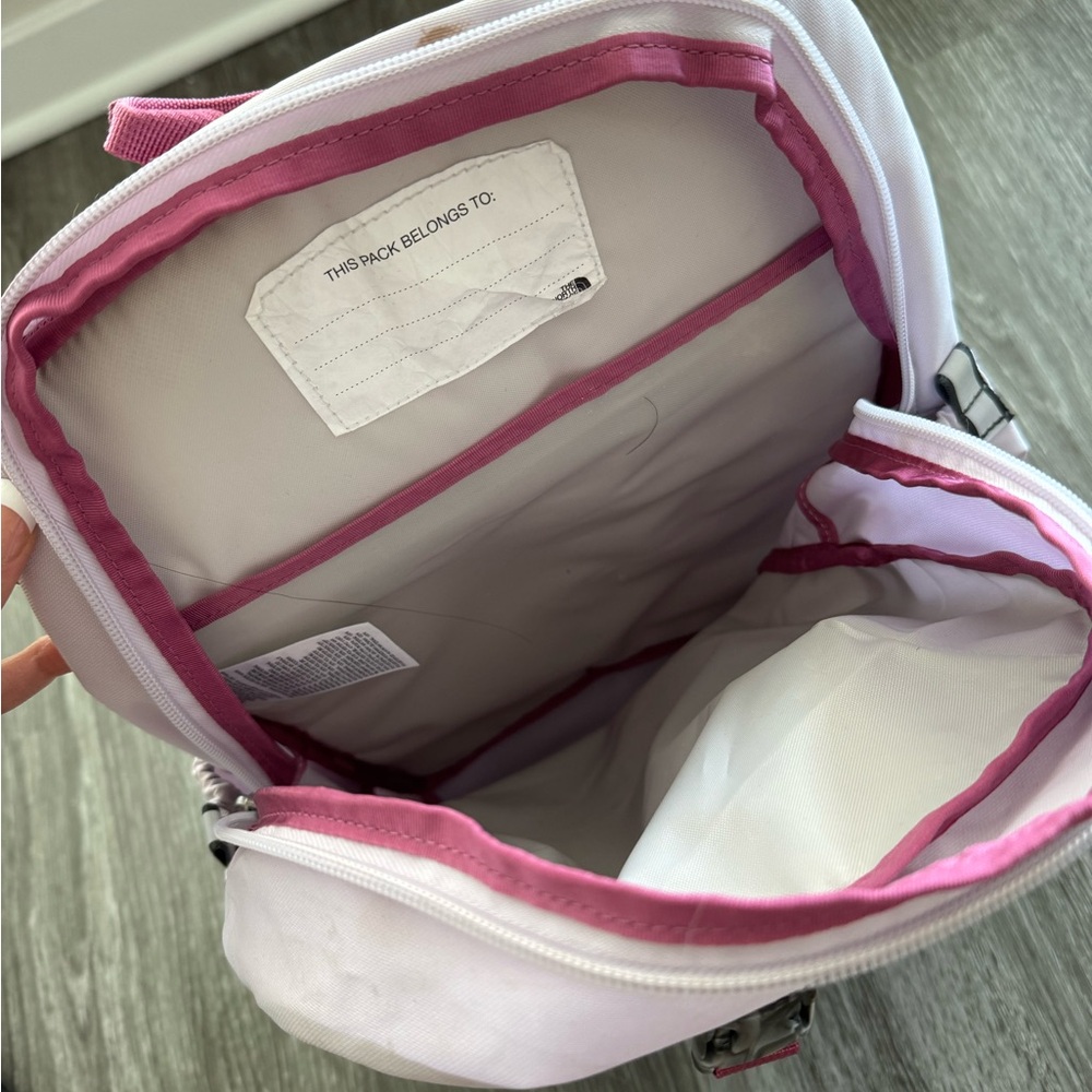 The North Face Youth Court Jester Backpack - Pink - Picture 3 of 3